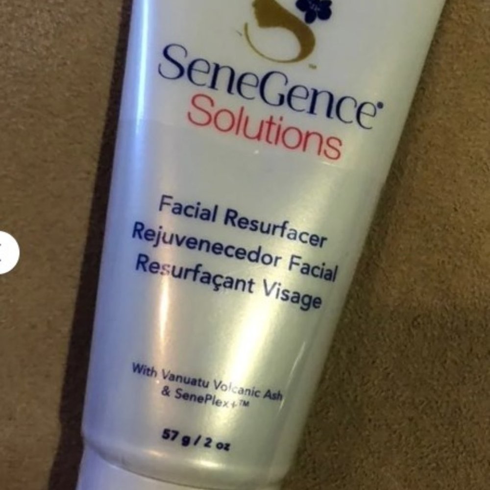 FACIAL RESURFACER SENEGENCE